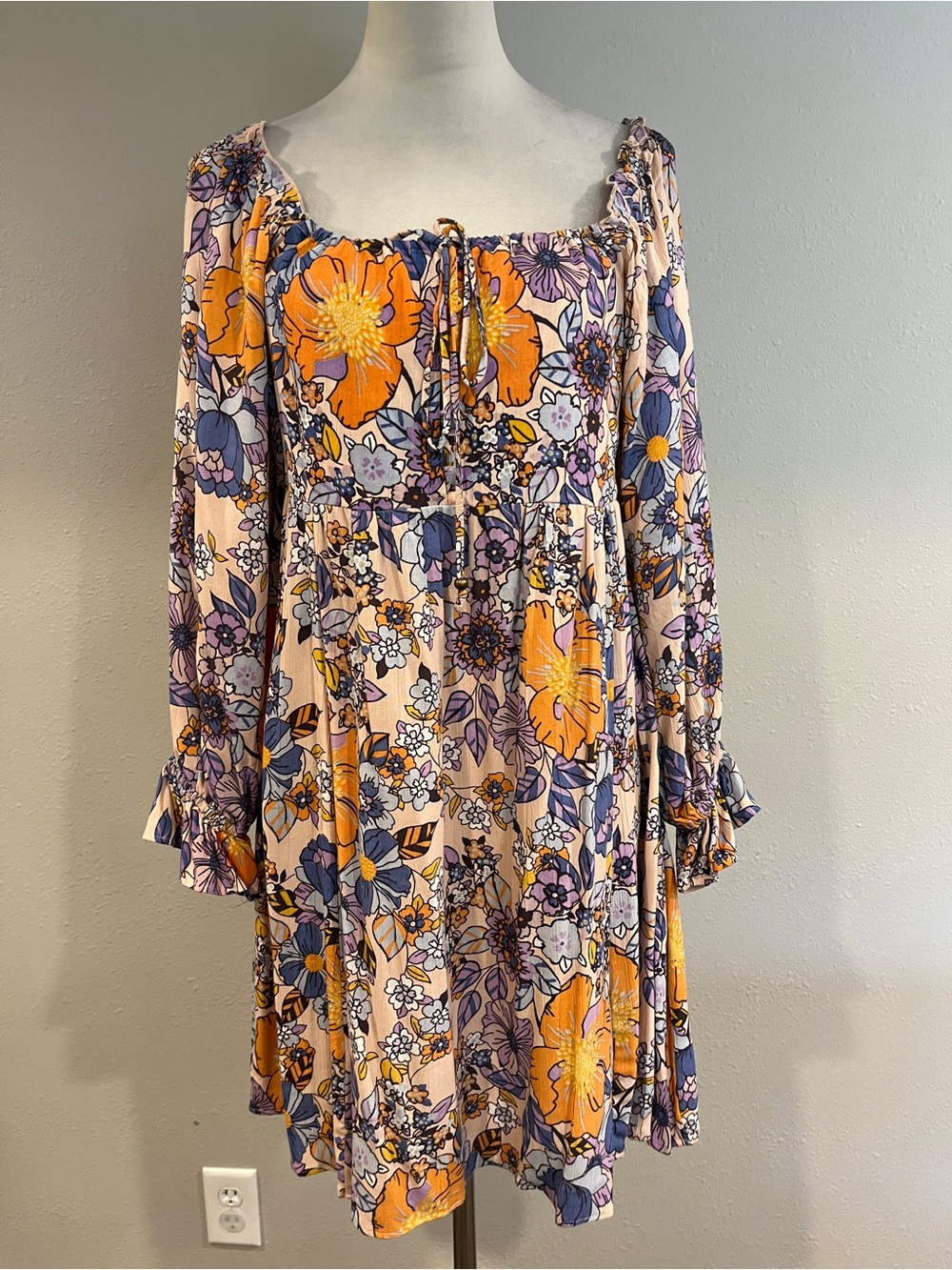 Angie long sleeves Floral Peasant Mini Dress size large
